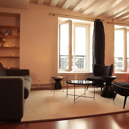 Marche Saint-germain Apartment